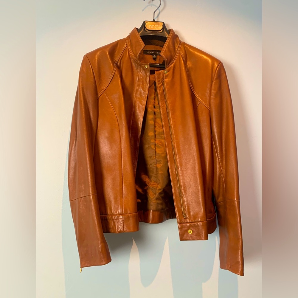 "Stylish Ann Klein brown leather zipper jacket for sale!
